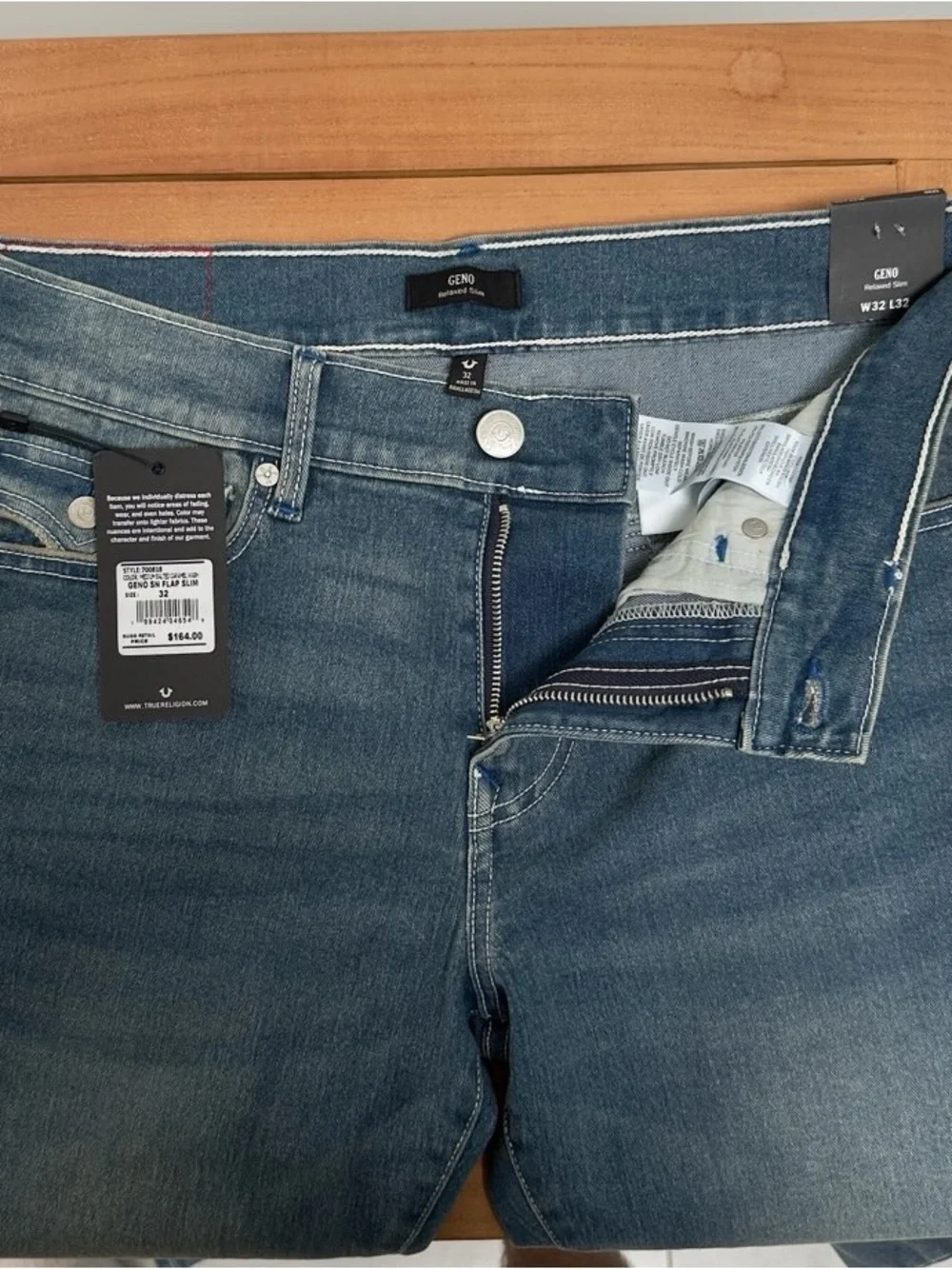 True Religion Men’s Slim Fit Blue Denim Jeans Medium Wash Cotton NWT 32/32